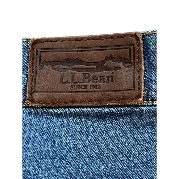 L.L. Bean Woman's Jeans Sz 22 Reg Tapered Leg Blue Denim Cotton & Elastane - Picture 6 of 12